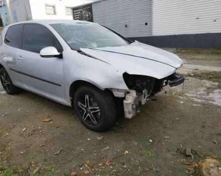 Серый Фольксваген Гольф, объемом двигателя 1.4 л и пробегом 260 тыс. км за 1700 $, фото 6 на Automoto.ua