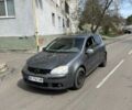 Серый Фольксваген Гольф, объемом двигателя 1.6 л и пробегом 260 тыс. км за 3300 $, фото 1 на Automoto.ua