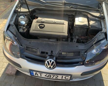 Серый Фольксваген Гольф, объемом двигателя 1.4 л и пробегом 200 тыс. км за 4000 $, фото 7 на Automoto.ua