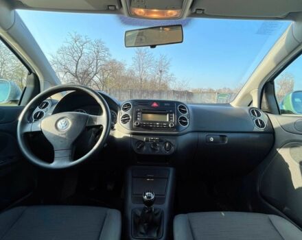 Сірий Фольксваген Гольф, об'ємом двигуна 1.6 л та пробігом 204 тис. км за 5700 $, фото 6 на Automoto.ua