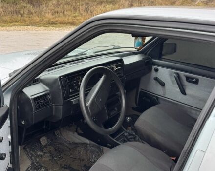 Серый Фольксваген Гольф, объемом двигателя 1.3 л и пробегом 200 тыс. км за 1000 $, фото 4 на Automoto.ua