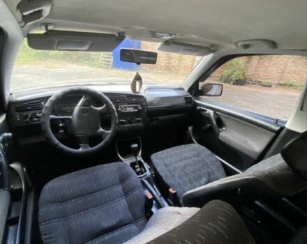 Серый Фольксваген Гольф, объемом двигателя 1.8 л и пробегом 350 тыс. км за 1499 $, фото 8 на Automoto.ua