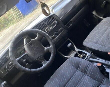 Серый Фольксваген Гольф, объемом двигателя 1.8 л и пробегом 350 тыс. км за 1499 $, фото 5 на Automoto.ua