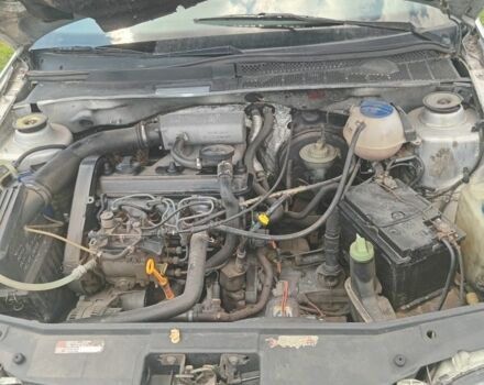 Серый Фольксваген Гольф, объемом двигателя 1.9 л и пробегом 182 тыс. км за 300 $, фото 4 на Automoto.ua