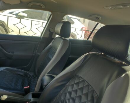 Сірий Фольксваген Гольф, об'ємом двигуна 1.4 л та пробігом 150 тис. км за 4450 $, фото 6 на Automoto.ua