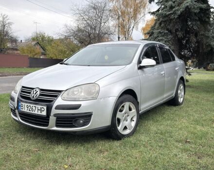 Серый Фольксваген Гольф, объемом двигателя 1.6 л и пробегом 326 тыс. км за 3999 $, фото 1 на Automoto.ua