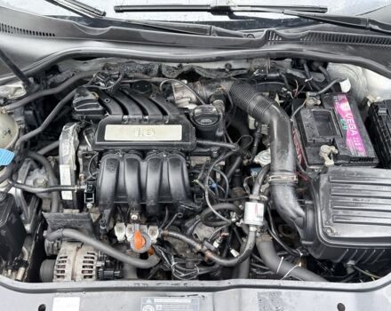 Серый Фольксваген Гольф, объемом двигателя 1.6 л и пробегом 326 тыс. км за 3999 $, фото 8 на Automoto.ua