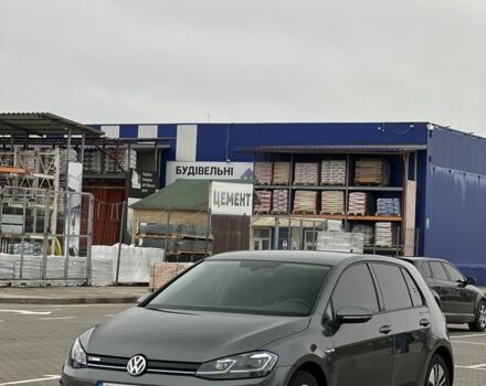 Серый Фольксваген Гольф, объемом двигателя 0 л и пробегом 128 тыс. км за 12300 $, фото 2 на Automoto.ua