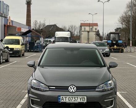 Серый Фольксваген Гольф, объемом двигателя 0 л и пробегом 128 тыс. км за 12300 $, фото 1 на Automoto.ua