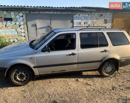 Серый Фольксваген Гольф, объемом двигателя 1.78 л и пробегом 350 тыс. км за 2000 $, фото 4 на Automoto.ua