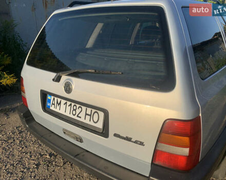 Серый Фольксваген Гольф, объемом двигателя 1.78 л и пробегом 350 тыс. км за 2000 $, фото 6 на Automoto.ua