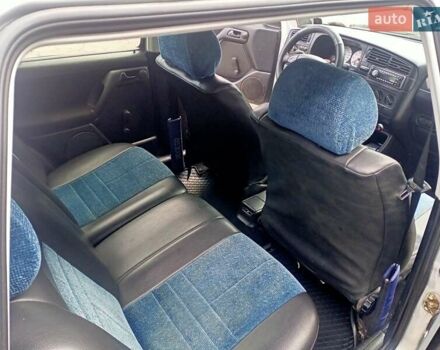 Серый Фольксваген Гольф, объемом двигателя 1.6 л и пробегом 300 тыс. км за 3300 $, фото 8 на Automoto.ua