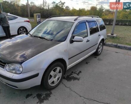 Серый Фольксваген Гольф, объемом двигателя 1.9 л и пробегом 503 тыс. км за 3750 $, фото 3 на Automoto.ua