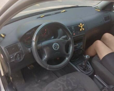 Серый Фольксваген Гольф, объемом двигателя 1.6 л и пробегом 220 тыс. км за 3650 $, фото 3 на Automoto.ua