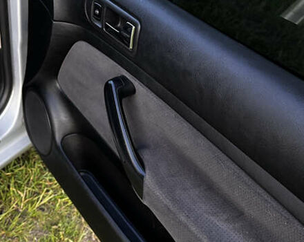 Серый Фольксваген Гольф, объемом двигателя 1.6 л и пробегом 261 тыс. км за 4100 $, фото 18 на Automoto.ua