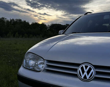 Серый Фольксваген Гольф, объемом двигателя 1.6 л и пробегом 261 тыс. км за 4100 $, фото 3 на Automoto.ua