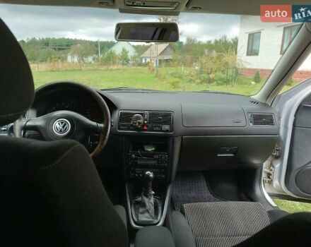 Серый Фольксваген Гольф, объемом двигателя 1.6 л и пробегом 260 тыс. км за 4353 $, фото 1 на Automoto.ua