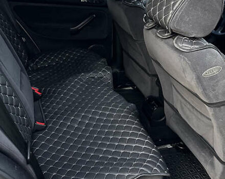 Серый Фольксваген Гольф, объемом двигателя 1.6 л и пробегом 261 тыс. км за 4100 $, фото 17 на Automoto.ua