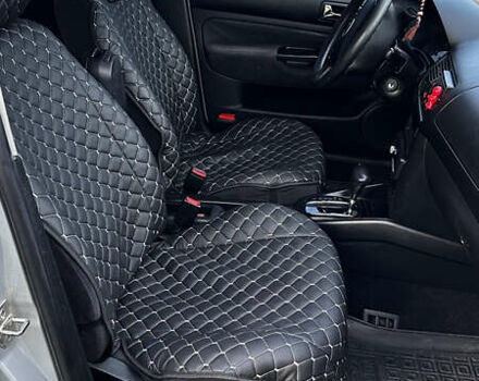 Серый Фольксваген Гольф, объемом двигателя 1.6 л и пробегом 261 тыс. км за 4100 $, фото 9 на Automoto.ua