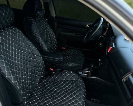 Серый Фольксваген Гольф, объемом двигателя 1.6 л и пробегом 261 тыс. км за 4100 $, фото 12 на Automoto.ua