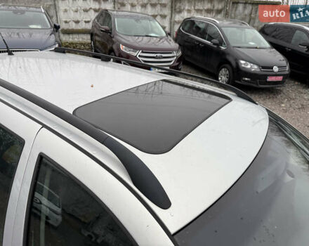 Серый Фольксваген Гольф, объемом двигателя 1.6 л и пробегом 236 тыс. км за 3750 $, фото 15 на Automoto.ua