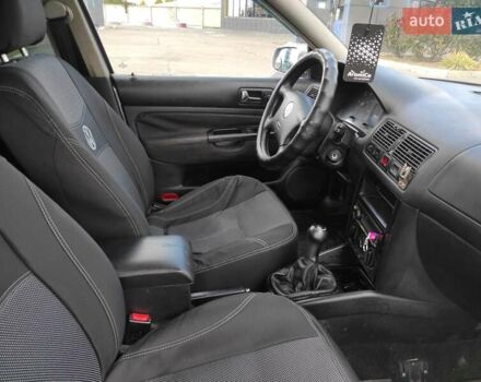 Серый Фольксваген Гольф, объемом двигателя 1.9 л и пробегом 503 тыс. км за 3750 $, фото 8 на Automoto.ua