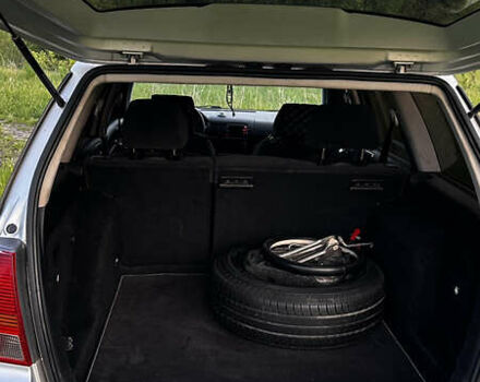 Серый Фольксваген Гольф, объемом двигателя 1.6 л и пробегом 261 тыс. км за 4100 $, фото 14 на Automoto.ua