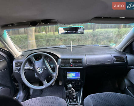 Сірий Фольксваген Гольф, об'ємом двигуна 1.6 л та пробігом 362 тис. км за 3499 $, фото 5 на Automoto.ua