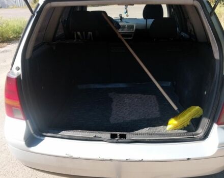 Сірий Фольксваген Гольф, об'ємом двигуна 1.9 л та пробігом 480 тис. км за 4100 $, фото 5 на Automoto.ua