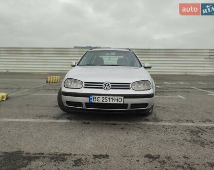 Серый Фольксваген Гольф, объемом двигателя 1.39 л и пробегом 308 тыс. км за 3200 $, фото 4 на Automoto.ua