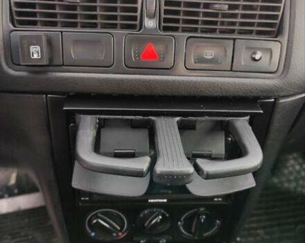 Серый Фольксваген Гольф, объемом двигателя 1.39 л и пробегом 308 тыс. км за 2900 $, фото 32 на Automoto.ua