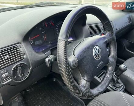 Серый Фольксваген Гольф, объемом двигателя 1.6 л и пробегом 309 тыс. км за 3499 $, фото 23 на Automoto.ua