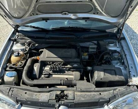 Серый Фольксваген Гольф, объемом двигателя 1.39 л и пробегом 163 тыс. км за 5200 $, фото 4 на Automoto.ua