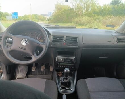 Сірий Фольксваген Гольф, об'ємом двигуна 1.6 л та пробігом 267 тис. км за 3500 $, фото 4 на Automoto.ua