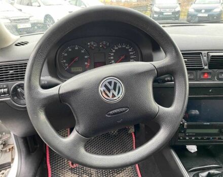 Серый Фольксваген Гольф, объемом двигателя 1.6 л и пробегом 267 тыс. км за 3890 $, фото 10 на Automoto.ua