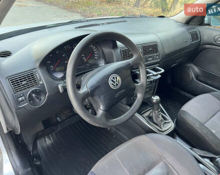 Серый Фольксваген Гольф, объемом двигателя 1.9 л и пробегом 460 тыс. км за 2750 $, фото 14 на Automoto.ua