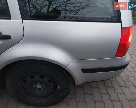 Серый Фольксваген Гольф, объемом двигателя 1.6 л и пробегом 260 тыс. км за 3950 $, фото 11 на Automoto.ua