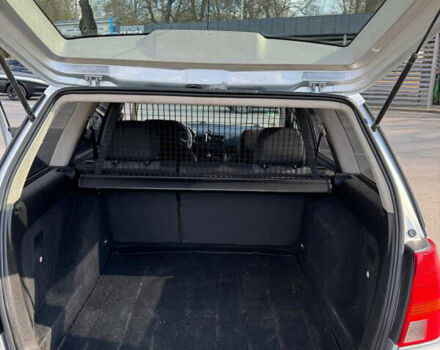 Серый Фольксваген Гольф, объемом двигателя 1.6 л и пробегом 265 тыс. км за 5300 $, фото 29 на Automoto.ua