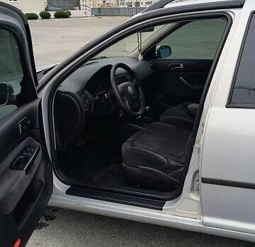 Серый Фольксваген Гольф, объемом двигателя 1.9 л и пробегом 415 тыс. км за 3600 $, фото 10 на Automoto.ua