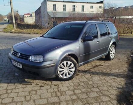 Серый Фольксваген Гольф, объемом двигателя 1.6 л и пробегом 300 тыс. км за 2999 $, фото 5 на Automoto.ua