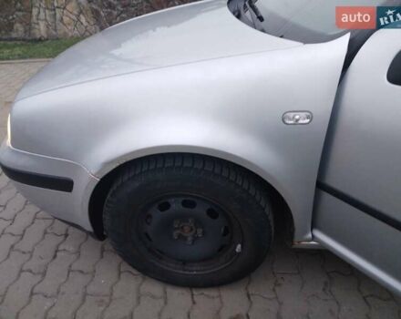 Серый Фольксваген Гольф, объемом двигателя 1.6 л и пробегом 260 тыс. км за 3950 $, фото 7 на Automoto.ua