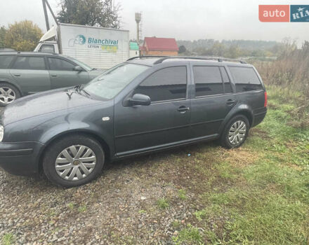 Серый Фольксваген Гольф, объемом двигателя 1.6 л и пробегом 298 тыс. км за 4500 $, фото 4 на Automoto.ua