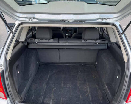 Серый Фольксваген Гольф, объемом двигателя 1.6 л и пробегом 265 тыс. км за 5300 $, фото 45 на Automoto.ua