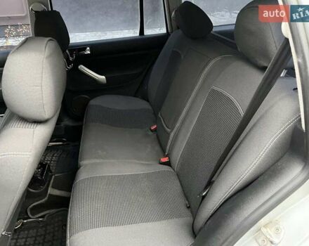 Сірий Фольксваген Гольф, об'ємом двигуна 1.6 л та пробігом 309 тис. км за 3450 $, фото 22 на Automoto.ua