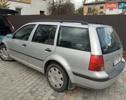 Серый Фольксваген Гольф, объемом двигателя 1.6 л и пробегом 300 тыс. км за 2999 $, фото 1 на Automoto.ua