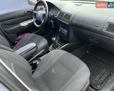 Серый Фольксваген Гольф, объемом двигателя 1.6 л и пробегом 309 тыс. км за 3499 $, фото 18 на Automoto.ua