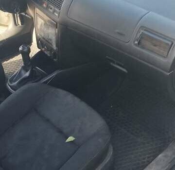 Сірий Фольксваген Гольф, об'ємом двигуна 1.39 л та пробігом 250 тис. км за 3300 $, фото 7 на Automoto.ua