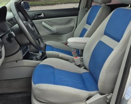 Сірий Фольксваген Гольф, об'ємом двигуна 1.9 л та пробігом 257 тис. км за 4000 $, фото 9 на Automoto.ua