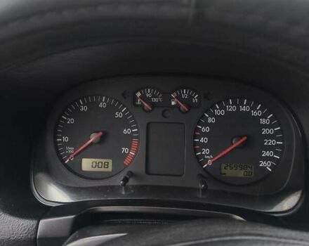 Серый Фольксваген Гольф, объемом двигателя 1.6 л и пробегом 259 тыс. км за 2800 $, фото 8 на Automoto.ua