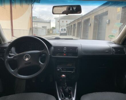 Серый Фольксваген Гольф, объемом двигателя 1.4 л и пробегом 330 тыс. км за 3350 $, фото 6 на Automoto.ua